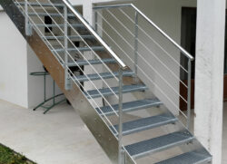 Escaliers-morel - 5-4-acier-galvanise-a-chaud - 01