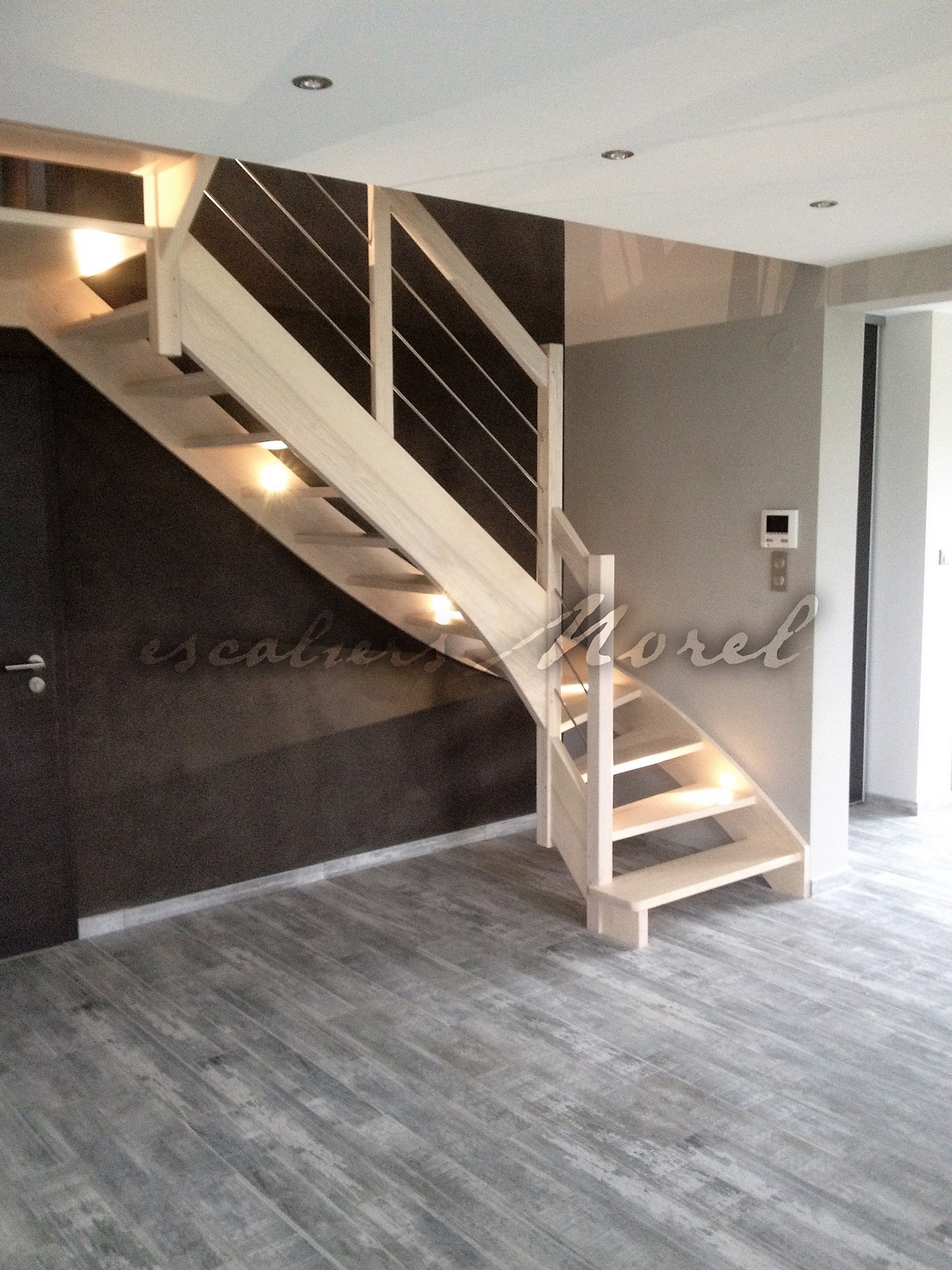 Escalier Classique Structure bois CL008 • Escaliers MOREL