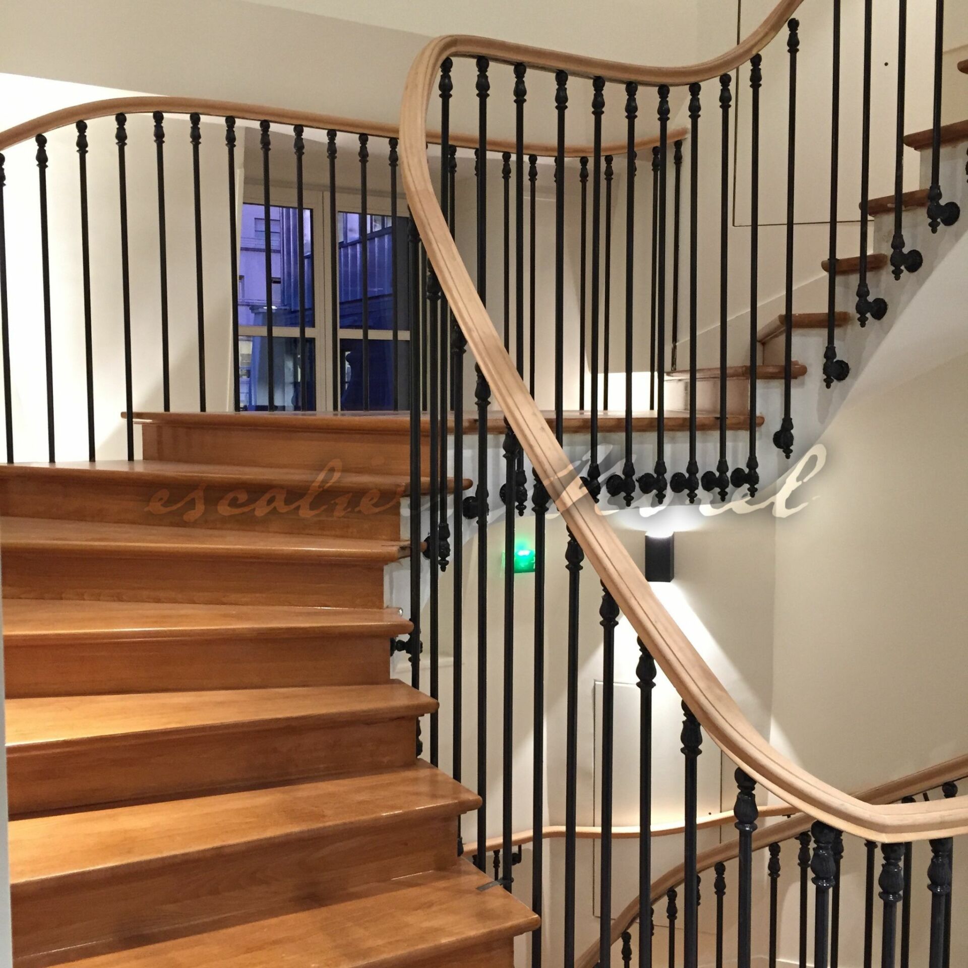 Escalier Tradition Structure bois TR002 • Escaliers MOREL